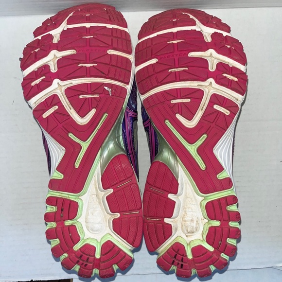 Brooks Ravenna 5 Purple Pink Womens size 10 Running Shoes 1201491B563 - Picture 6 of 6